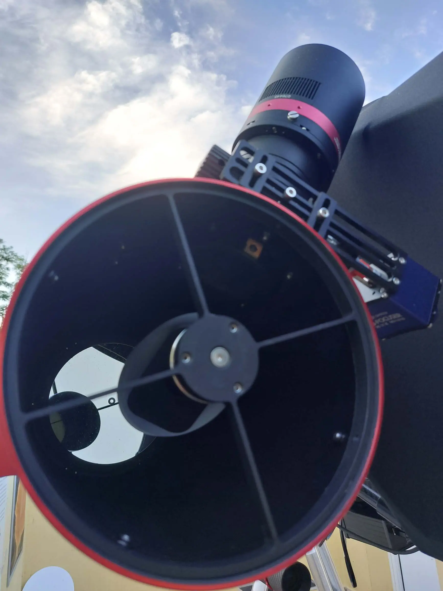 6 Zoll Hypergraph des Astroclub Radebeul an der Sternwarte 6 Zoll Hypergraph des Astroclub Radebeul an der Sternwarte
