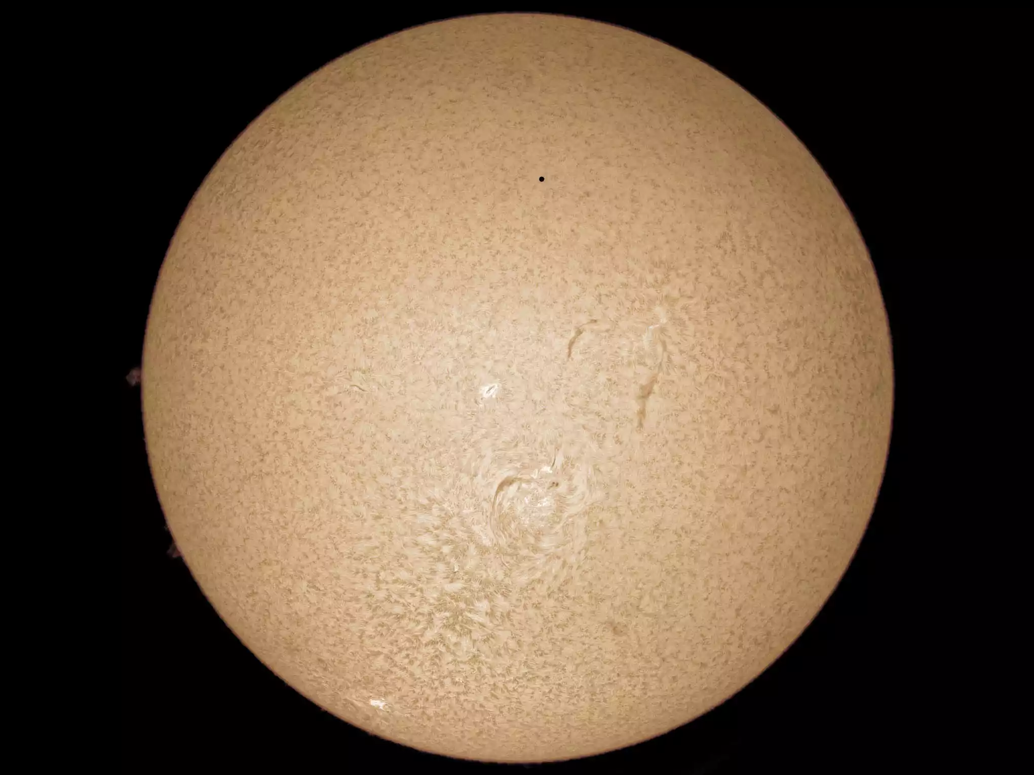 Aufnahme Sonnenteleskop Wasserstoff