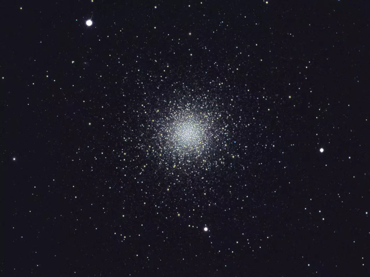 Mit dem Maksutov Teleskop aufgenommenes Foto vom Kugelsternhaufen M3